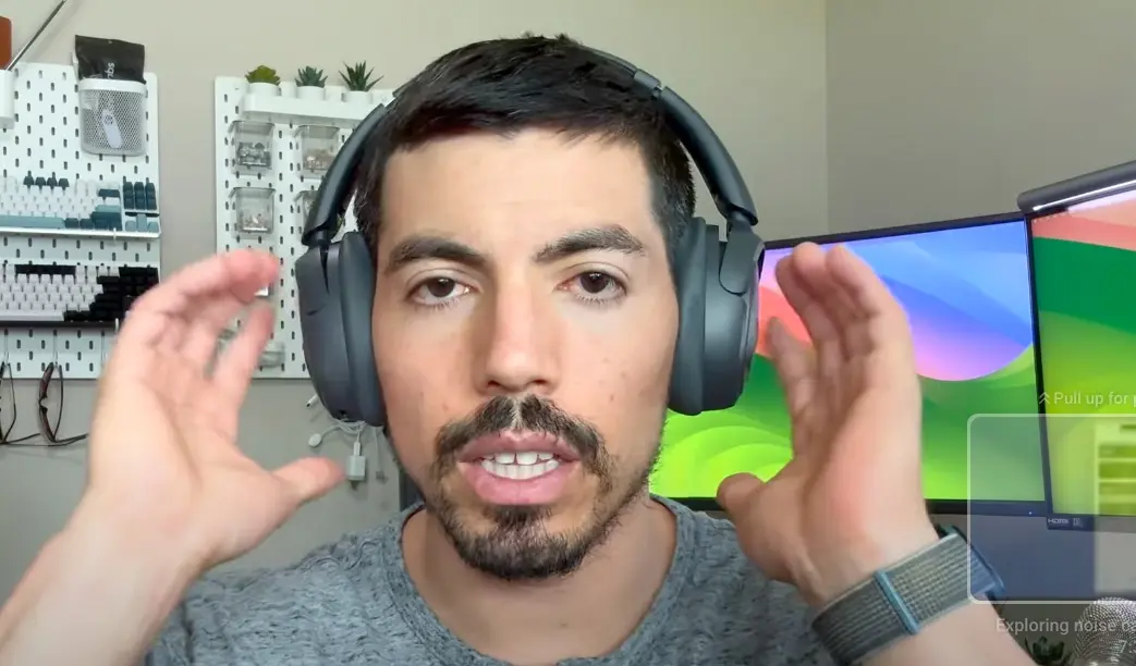 Reviewing tech headphones