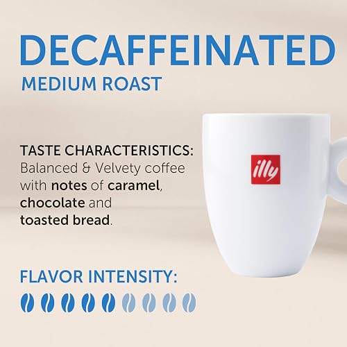 illy Classico Decaf whole bean coffee poured as espresso