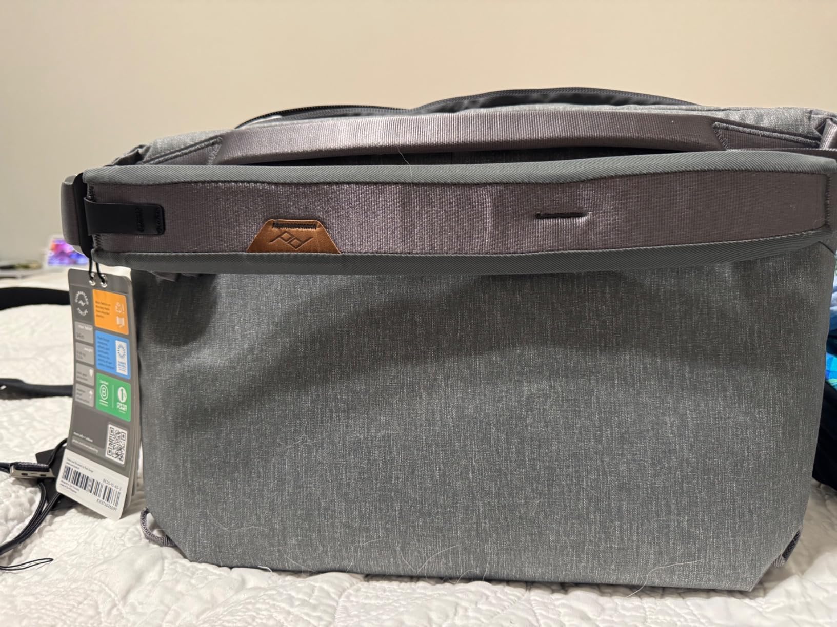 Customer photo showing Peak Design Everyday Sling packed with camera gear