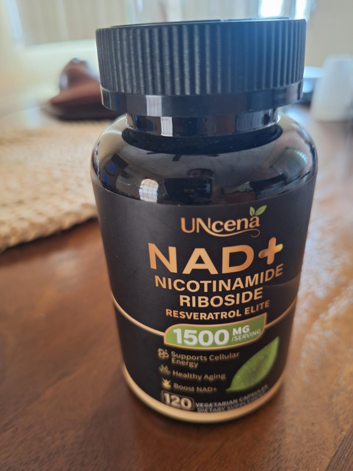 The UNcena capsules are a standard size, shown here in a buyer's photo